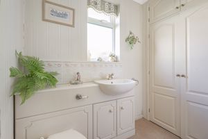 Dressing Room/ Ensuite- click for photo gallery